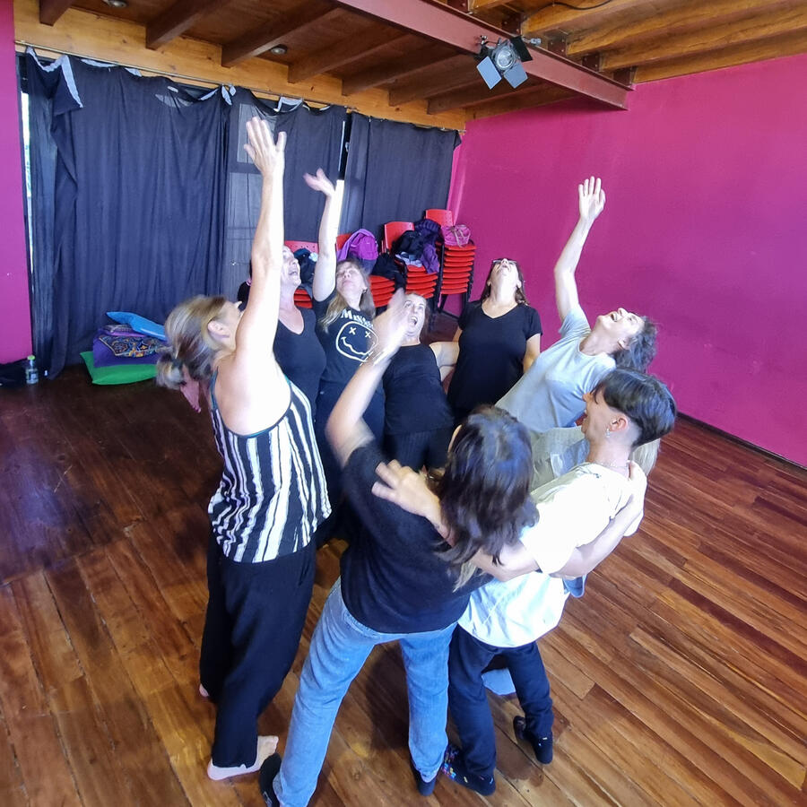 Tarde de Juegos y Psicodrama junto a Gaby Chouza.