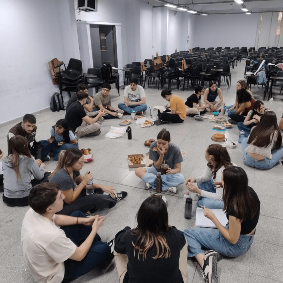 Jornada de Producciones Grupales - UBA 2025.